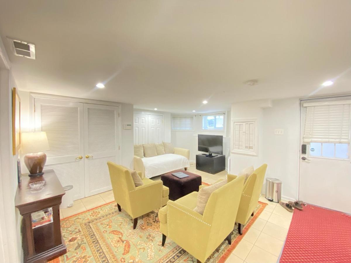 Renovated English Basement 2Bdrm Home Near Metro Вашингтон Екстер'єр фото